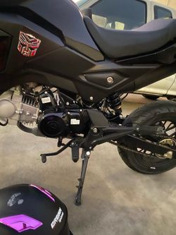 vader boom black motor cycle chain for a 2025