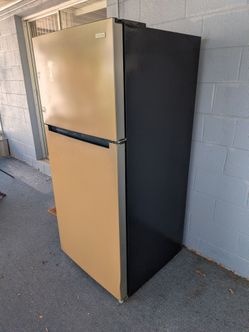 Vissani Refrigerator