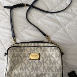 Michael Kors Crossbody 
