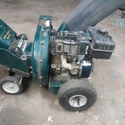 Craftsman 8.5hp. Manuel Crank Chipper,Shredder
