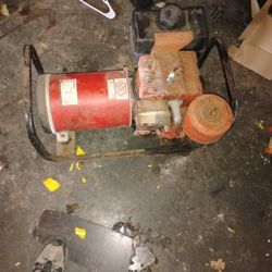 Briggs & Stratton Generator  Runs Great 