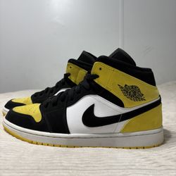 Nike Air Jordan 1 Retro High OG ‘Yellow Ochre’