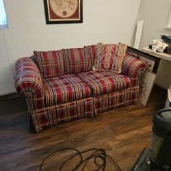 Love Seat 