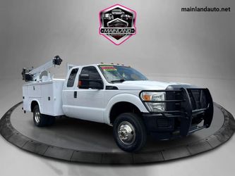 2012 Ford F350 Super Duty Super Cab & Chassis