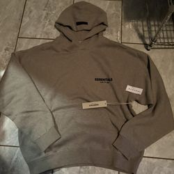 Essential Hoodie