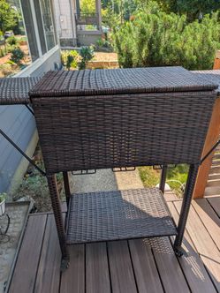 Outdoor Drink Holder/Bar Cart