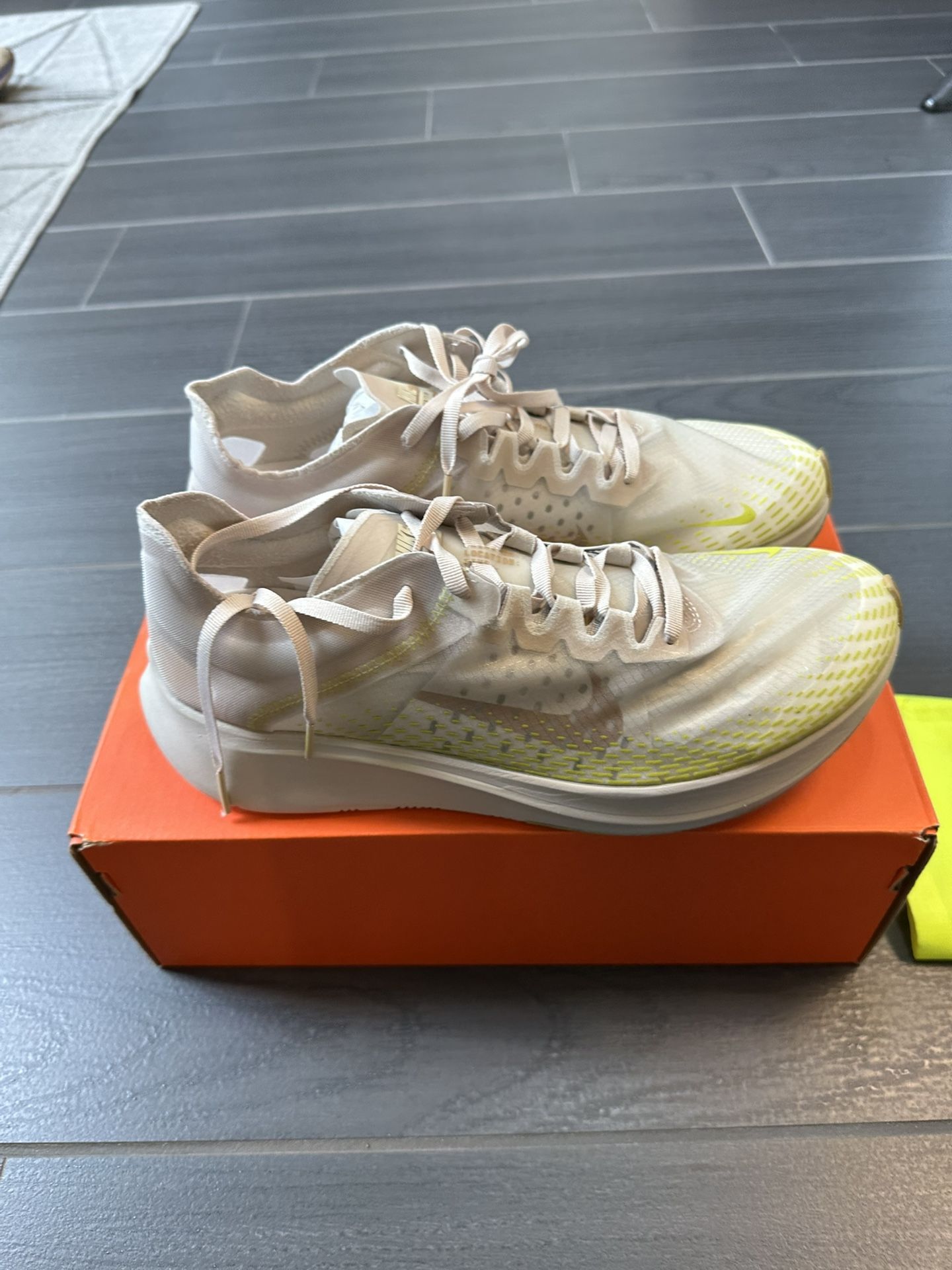 Nike Zoom Fly SP Fast Men’s Running Size 10