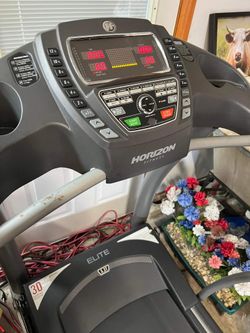 HORIZON FITNESS 5.3 T TREADMILL EXCELLENT CONDITION DELIVERY