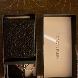 Calvin Klein Wallet With Matching Key Chain
