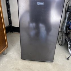 College Refrigerator