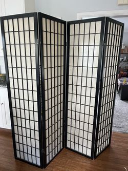 Gorgeous room divider