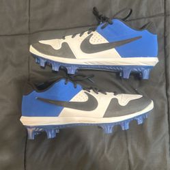 Nike Baseball Cleats Size 8
