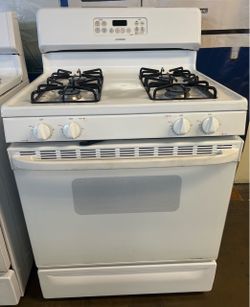 Hotpoint 30” Gas Range – White – $380