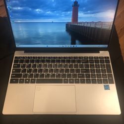 VGKE 15.6” 12GB RAM