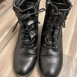 Ladies  Boots Size 10