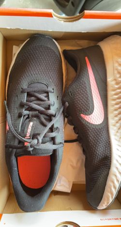 New Girl Nike 7y