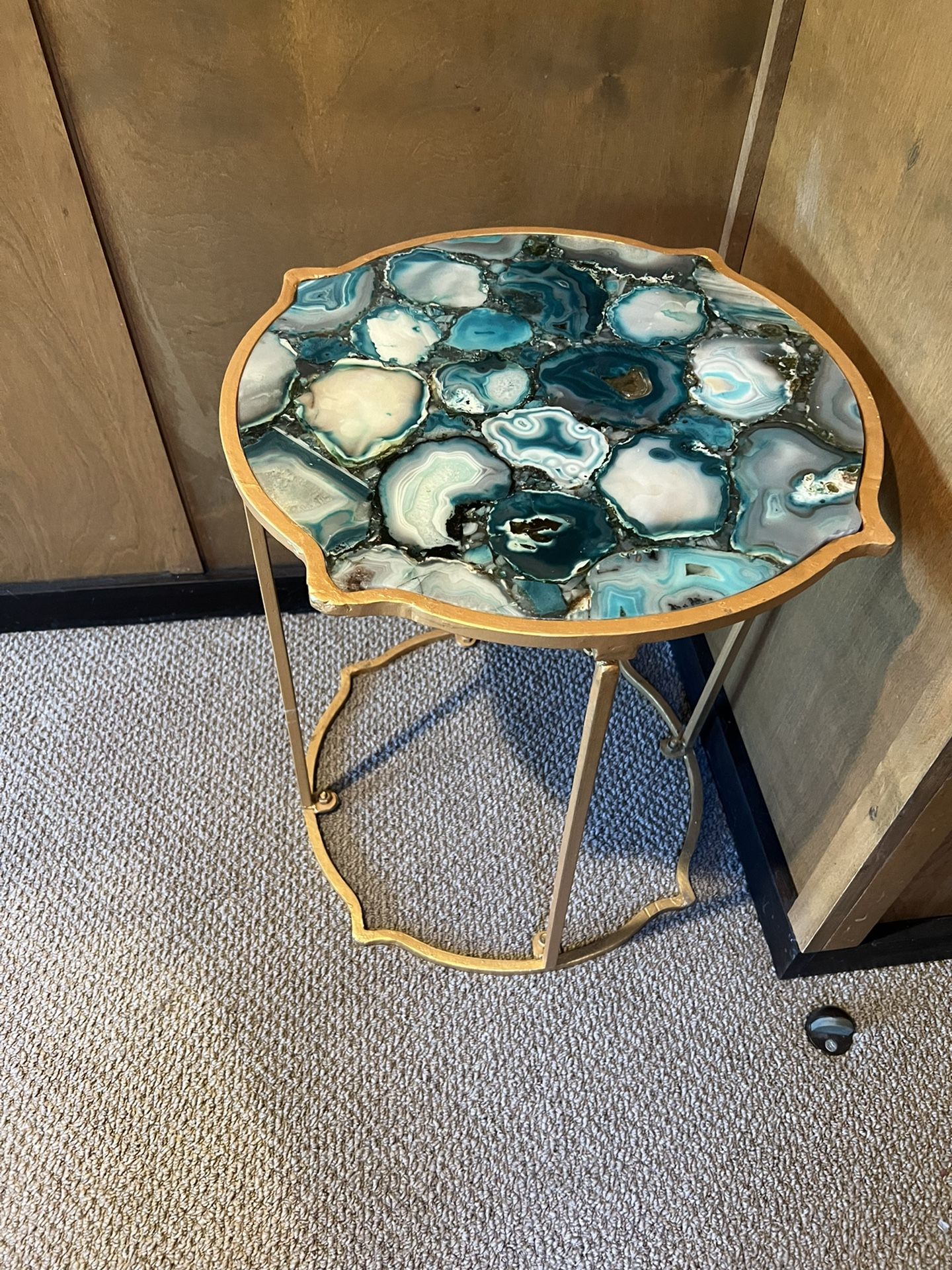 Green Agate Pedastal Side Table