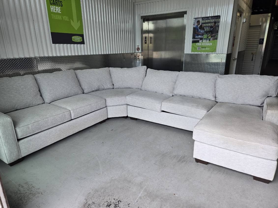 Sectional sofa