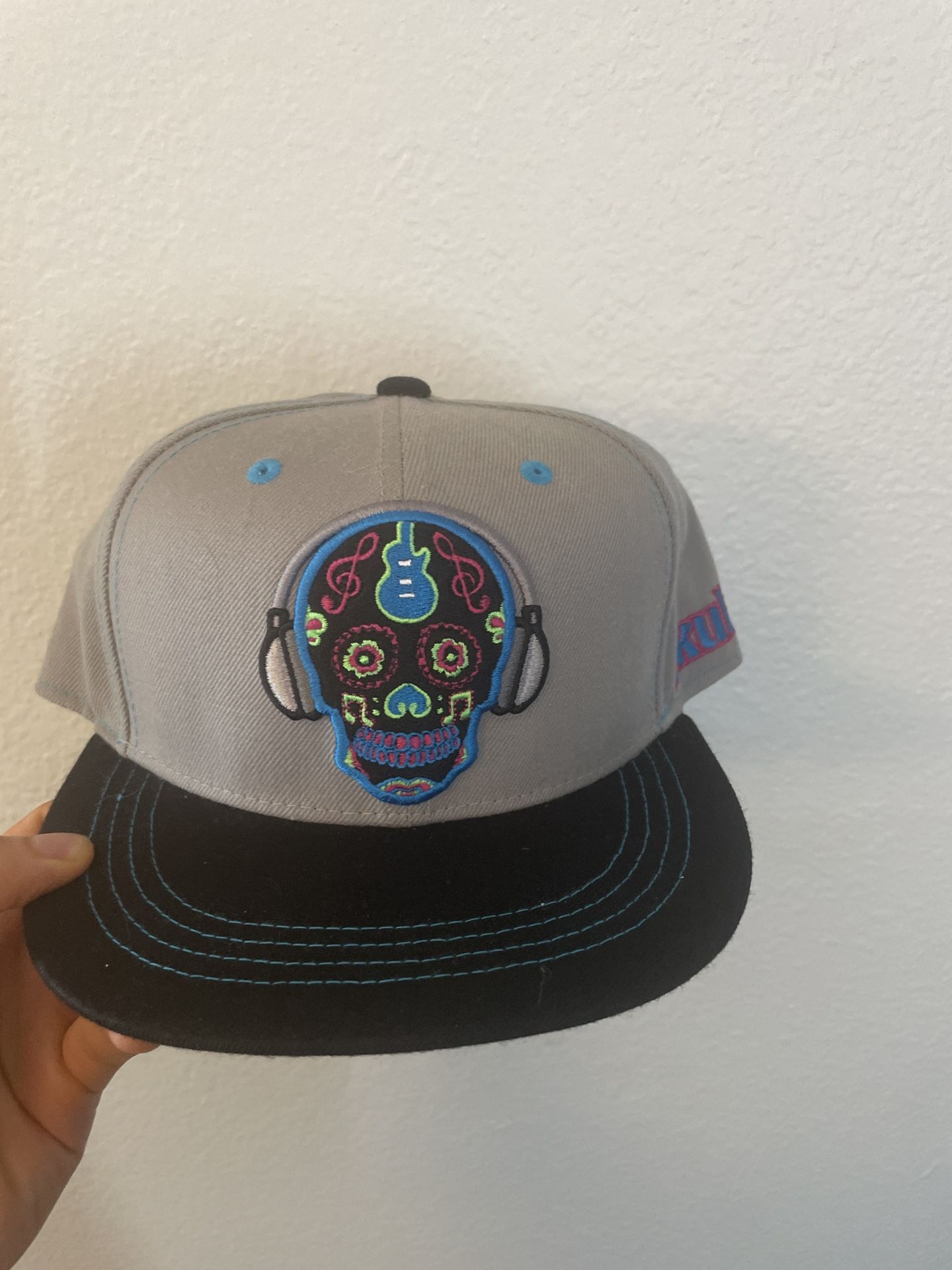 Skulz Sugar Skull Snapback Hat β Gray & Black with Colorful Embroidery