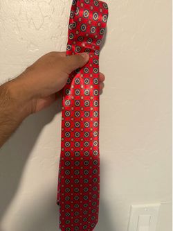 M. Leoni Tie