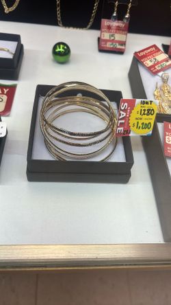 10 K Bracelet 