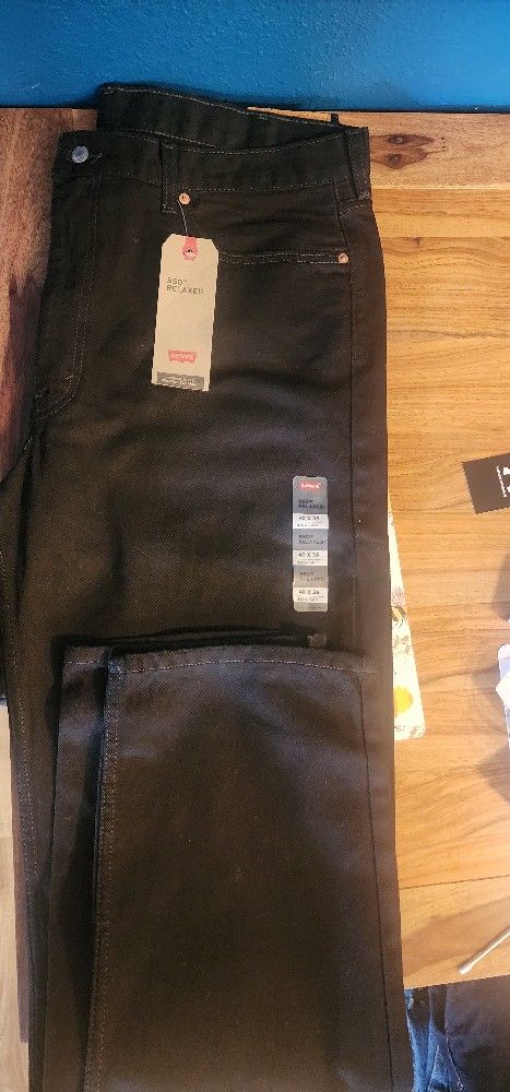 Levis