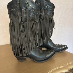 Corral Fringe & Studs 5.5