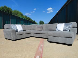 🔥 ASHLEY BIRKDALE 3PC SECTIONAL — $550 🔥