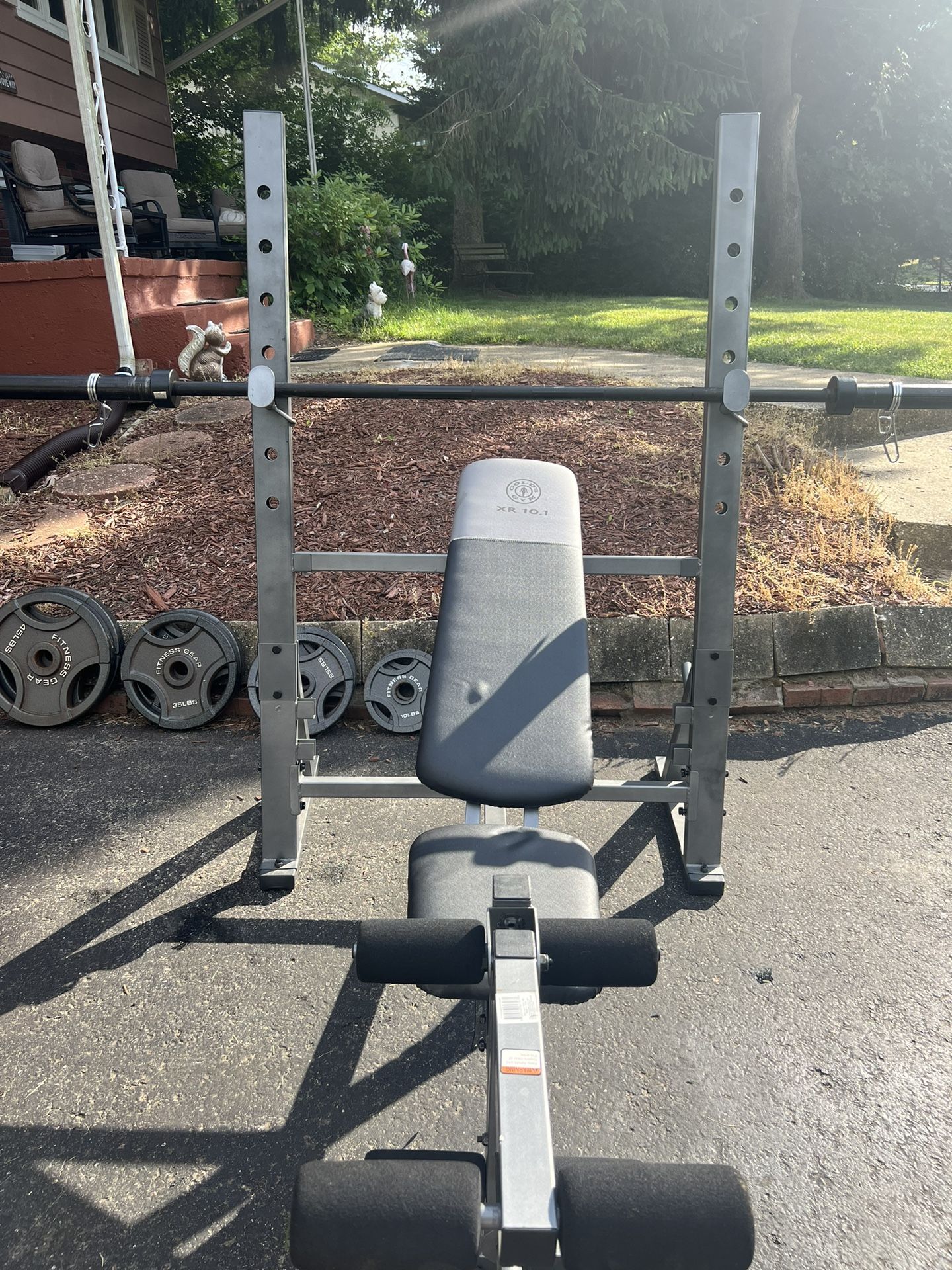 Weight bench with weight set and barbell