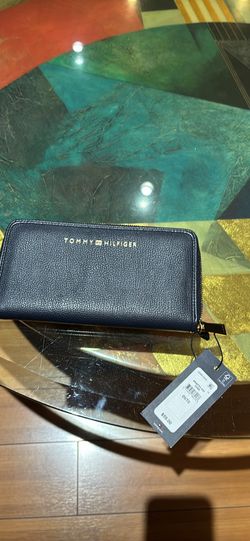 Tommy Hilfiger wallet