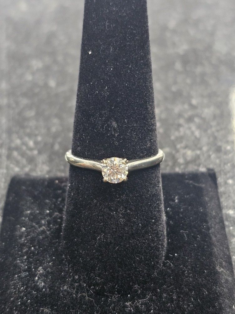 18kt WG Diamond Ring. (C-5) SIZE 8. TDW: .35ct ASK FOR RYAN. #4(contact info removed)856-01