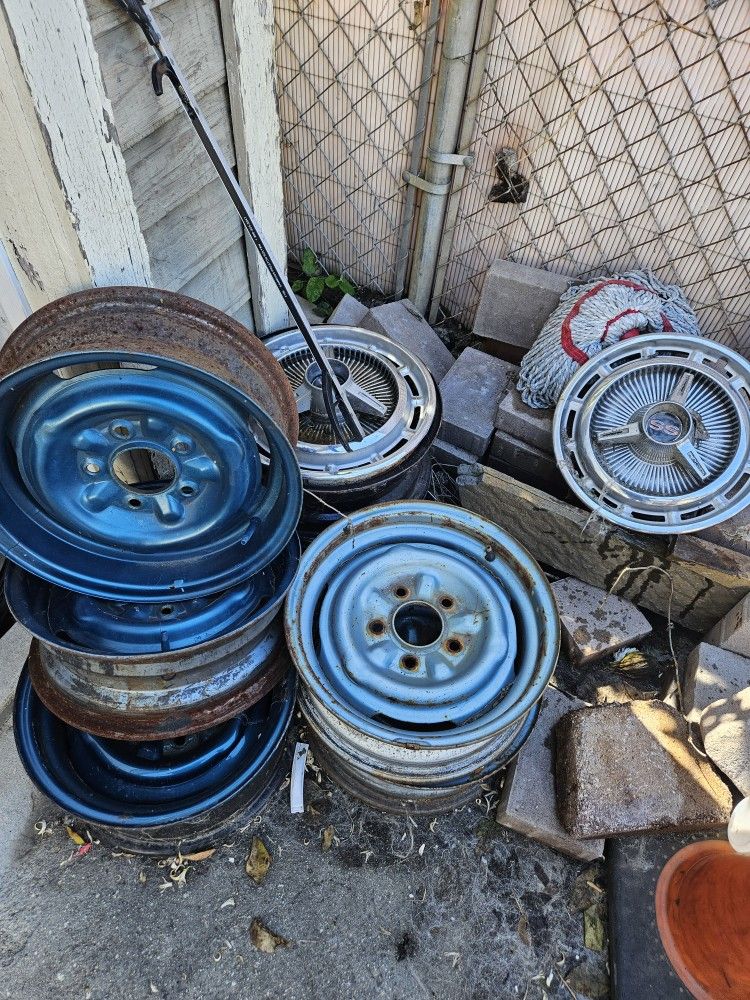 Impala Rims And Hubcaps for Sale in Los Angeles, CA OfferUp