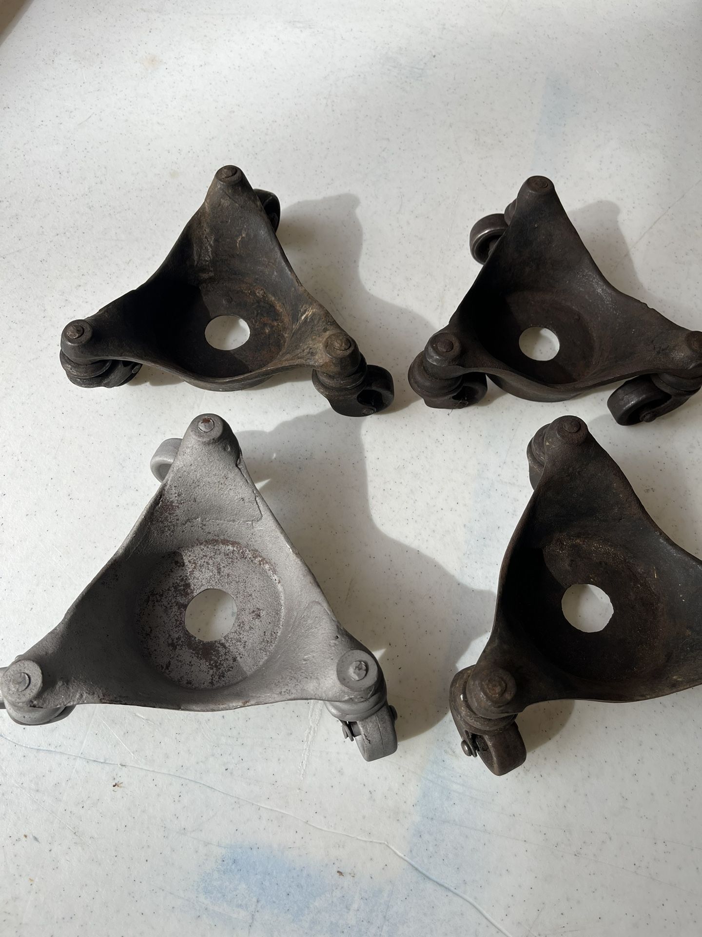 Kramer Bros Co Casters  Foundry Cast Iron Swivel 