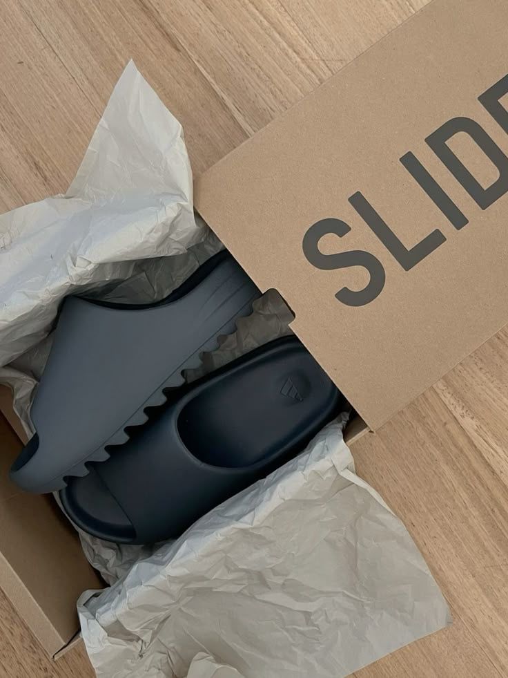 Black yeezy adidas collab slides