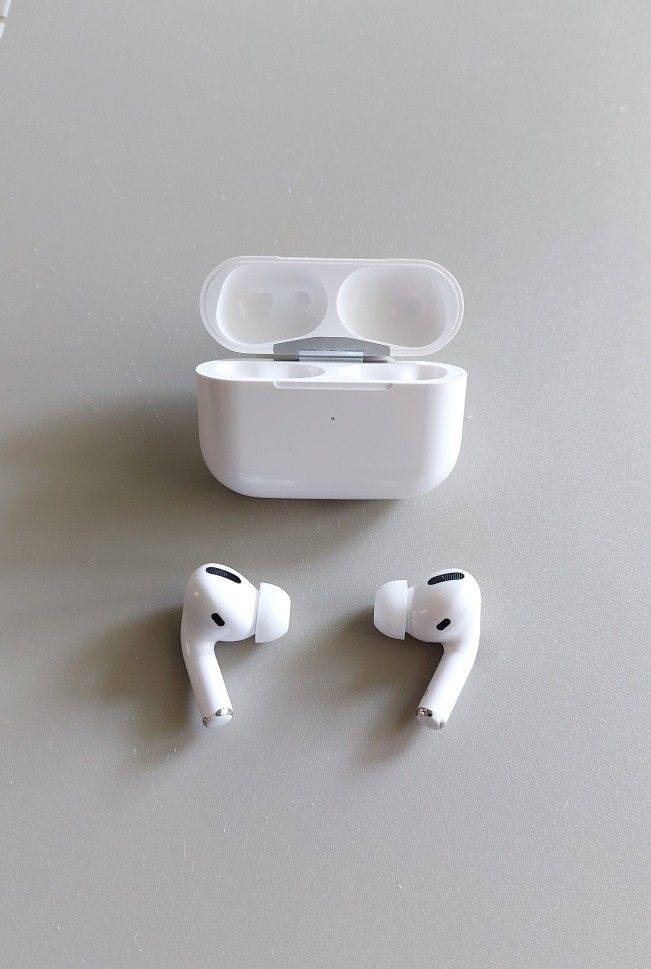 Bluetooth earbuds