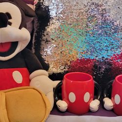 New GALLERY DISNEY MICKEY MOUSE MUGS