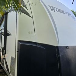 Rv Travel Trailer Toy Hauler For Sale 30 Ft