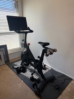 2022 Peloton bike+ (with rotating screen)