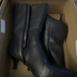 Women’s Boots Size 8 