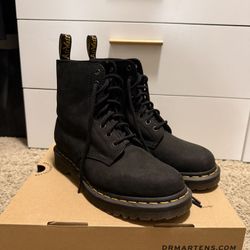 Dr. Martens Black Boots – Like New w/ Box