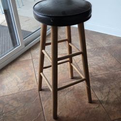Barstool 