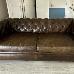 Chesterfield Roll Arm Leather Sofa (96")