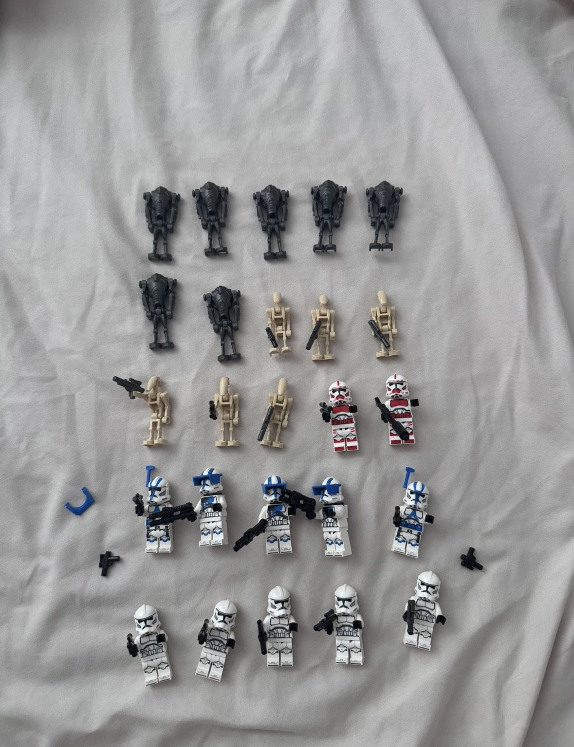 Lot Of Lego Star Wars Used Minfigures With Weapons & Accessories