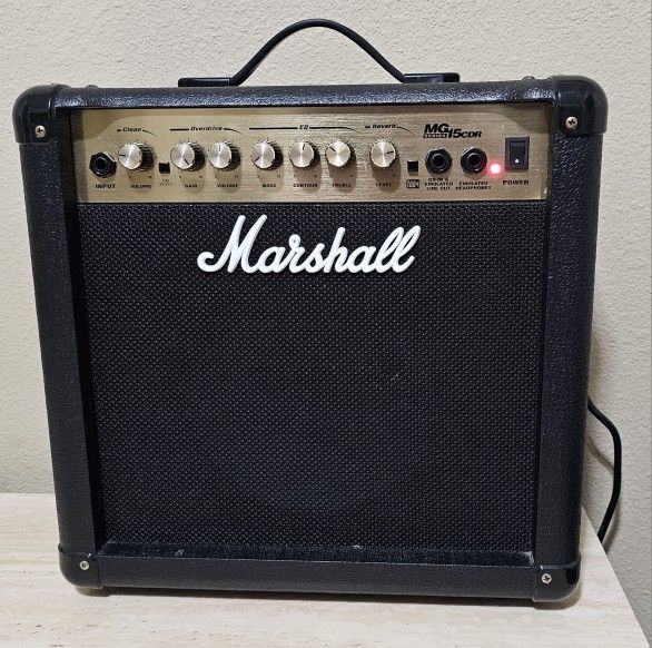 Marshall MG15CDR Amp