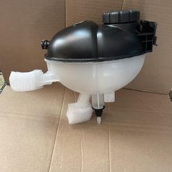 Coolant Reservoir for Mercedes.