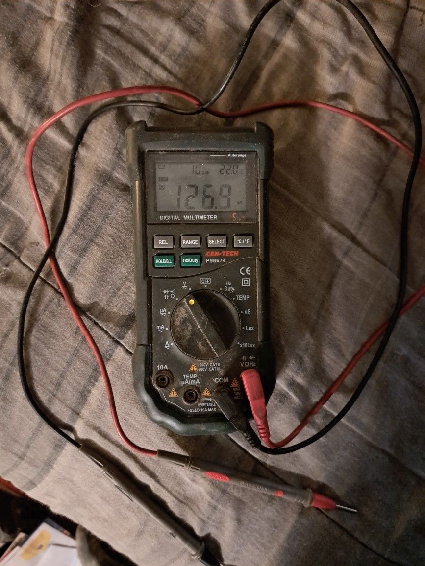 ($20) Cen-Tech Multimeter Voltmeter P98674