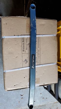 Infiniti G37S front lower strur bar