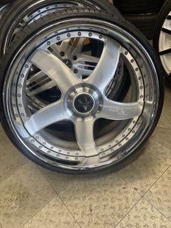 24 Vellano Big Floating Caps $5000
