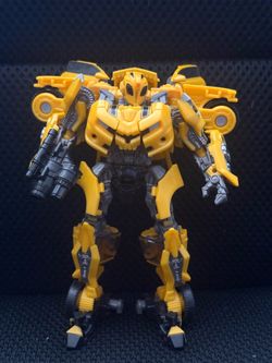 Transformers Studio Series 49 Bumblebee