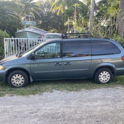 2007 Chrysler Town & Country